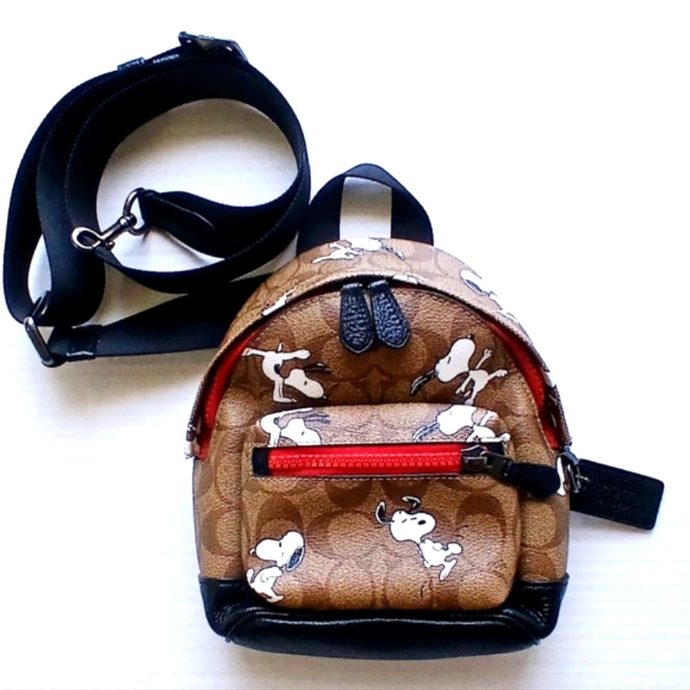  COACH X Snoopy Small Backpack Crossbody